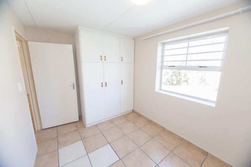 To Let 2 Bedroom Property for Rent in Vredekloof Western Cape